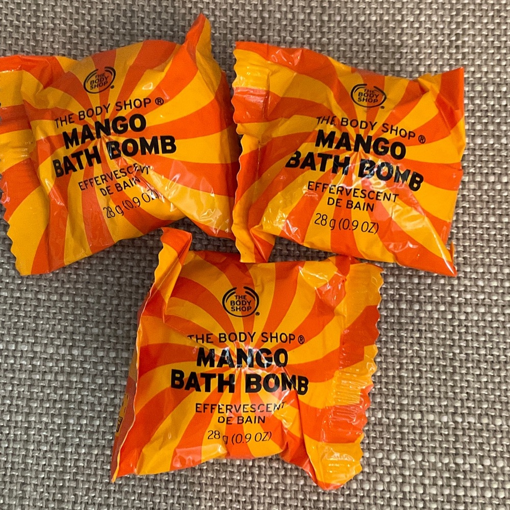 The Body Shop Mango Bath Bomb - Mango (3)